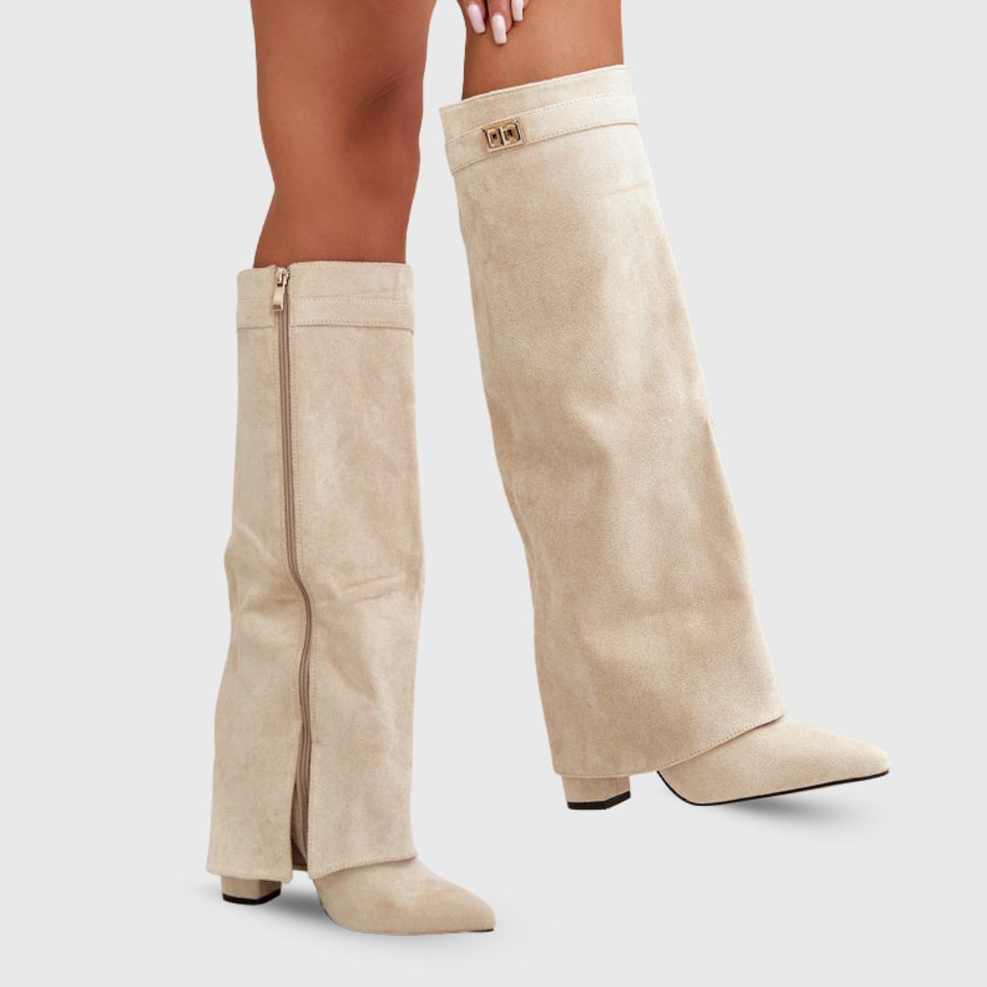 Botas altas con un diseño elegante LuvaModa