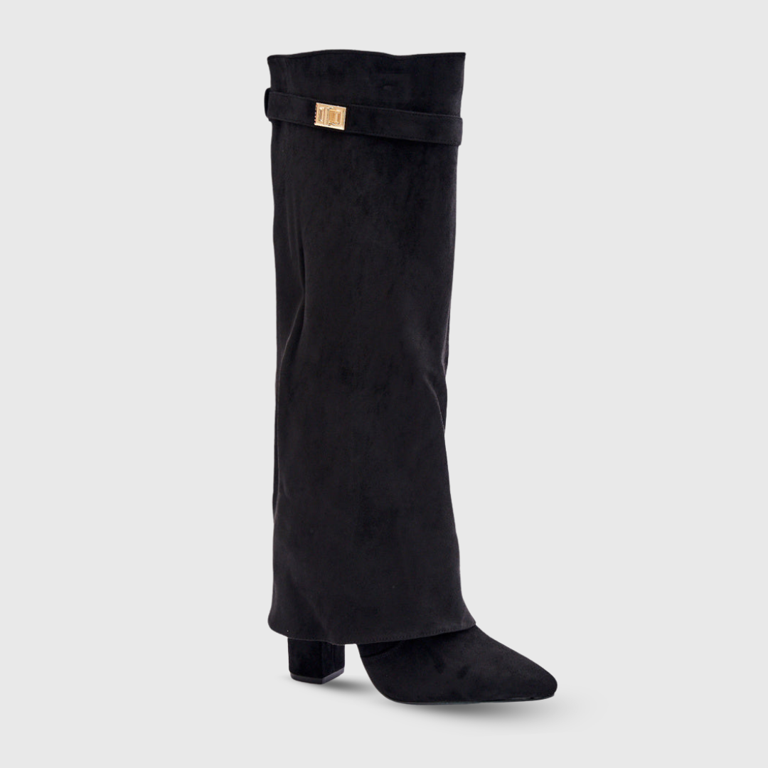 Botas altas con un diseño elegante LuvaModa