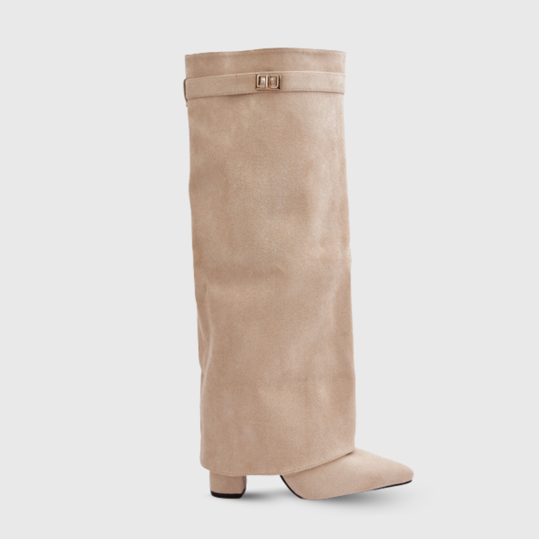 Botas altas con un diseño elegante LuvaModa