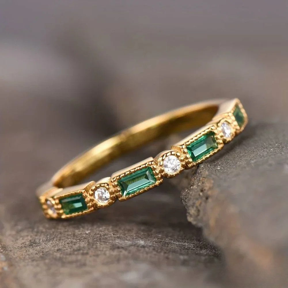 Anillo con circonita verde retro LuvaModa