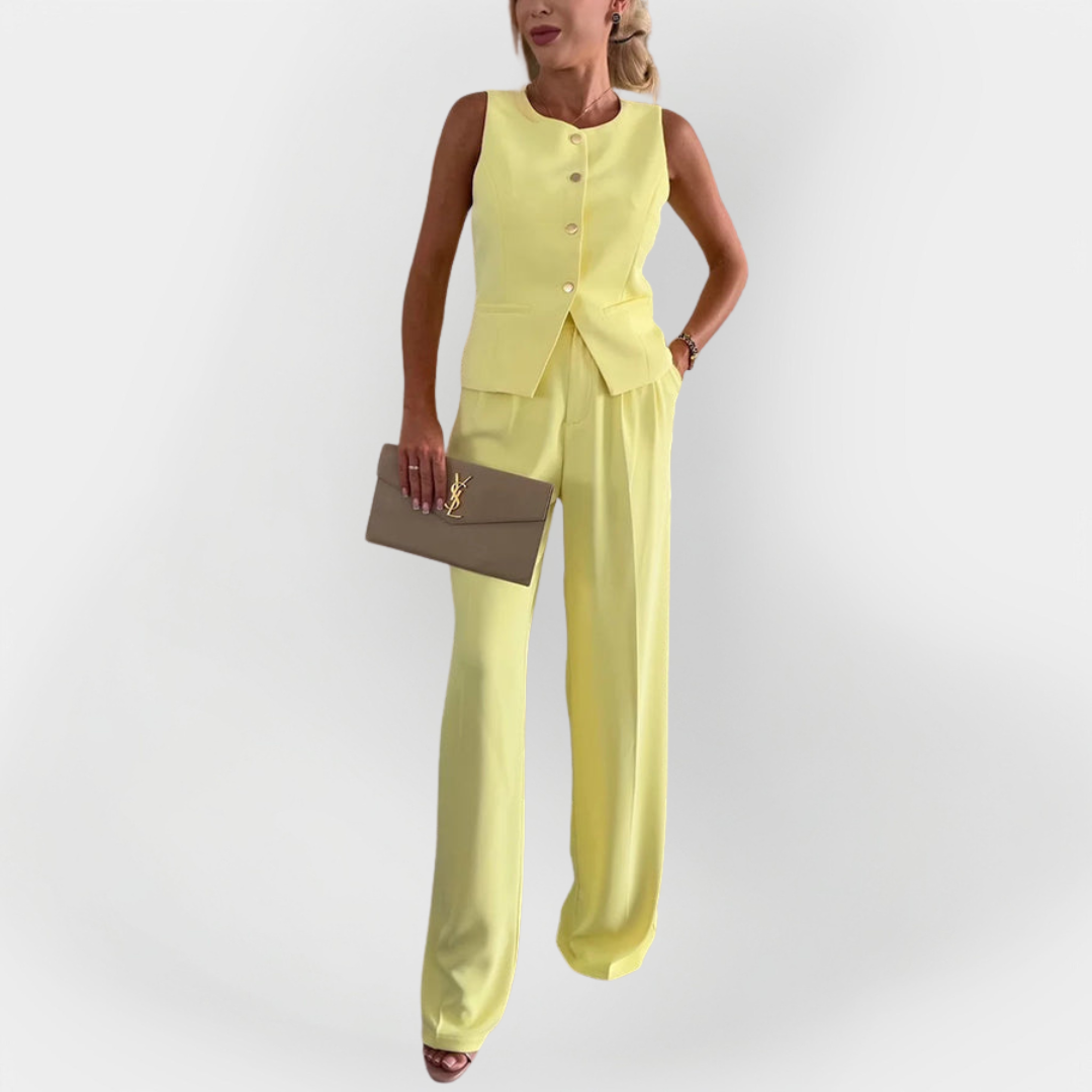Conjunto elegante de pantalón y top sin mangas LuvaModa