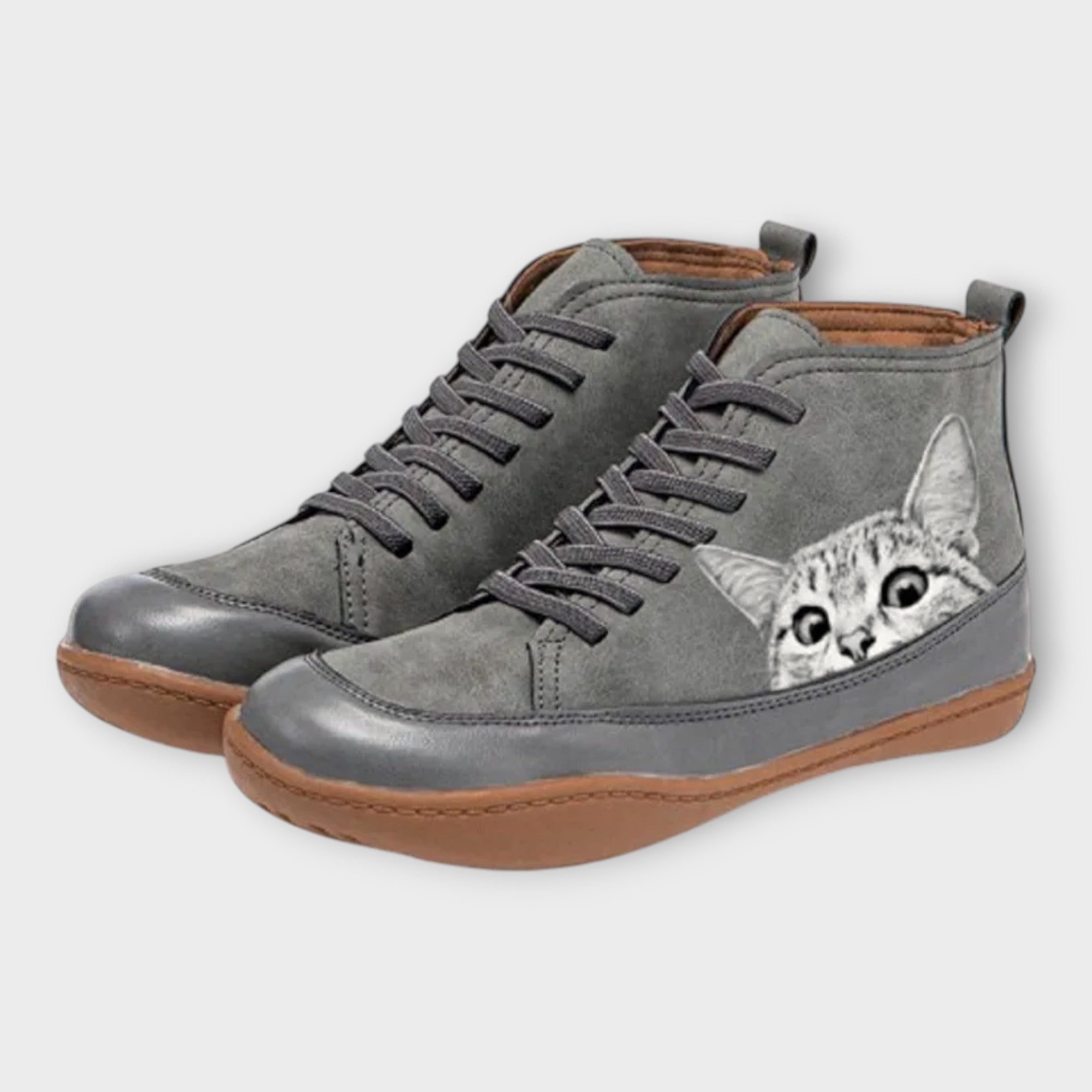 Zapatillas elegantes con diseño discreto LuvaModa