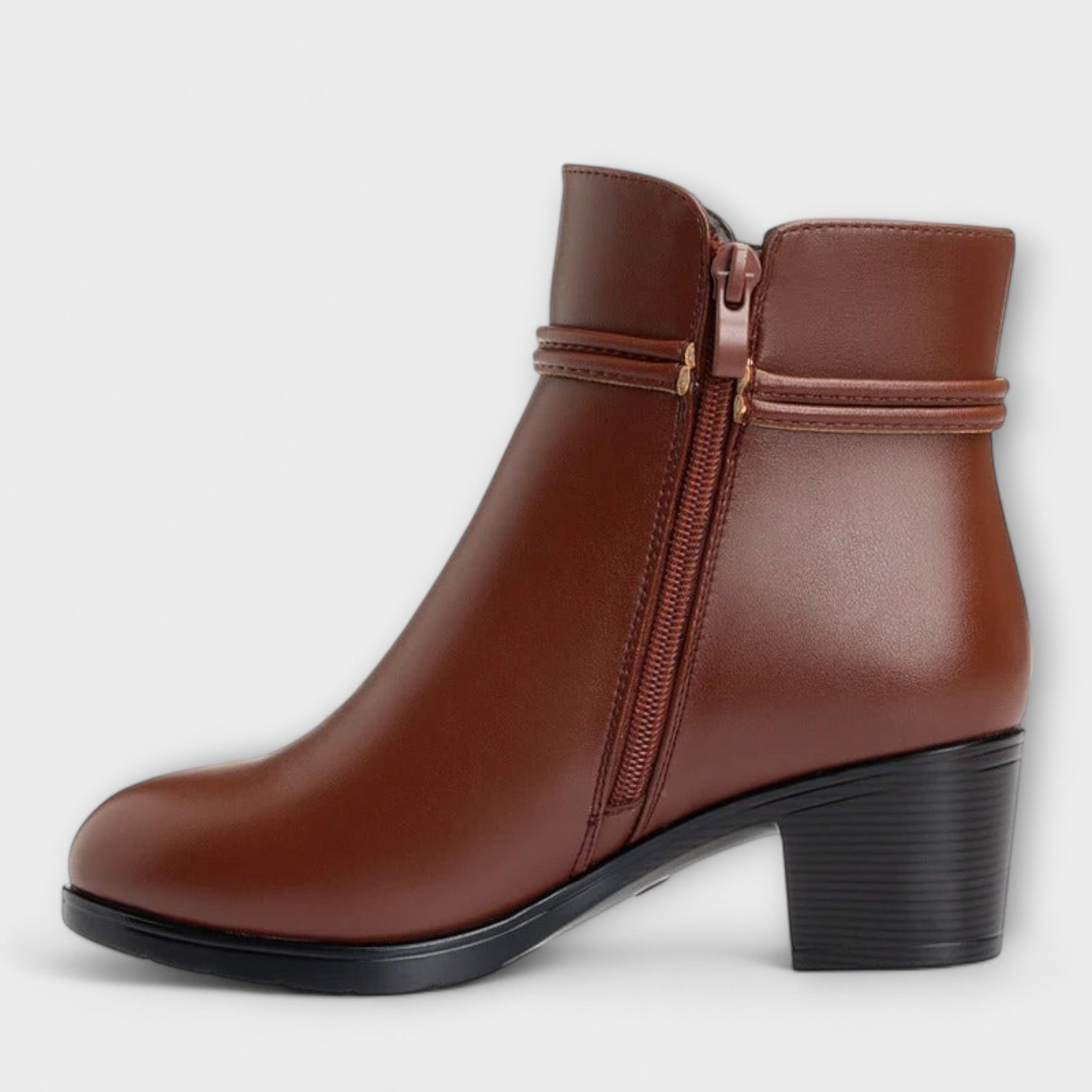 Frederika - Elegantes botas de invierno con cremallera LuvaModa