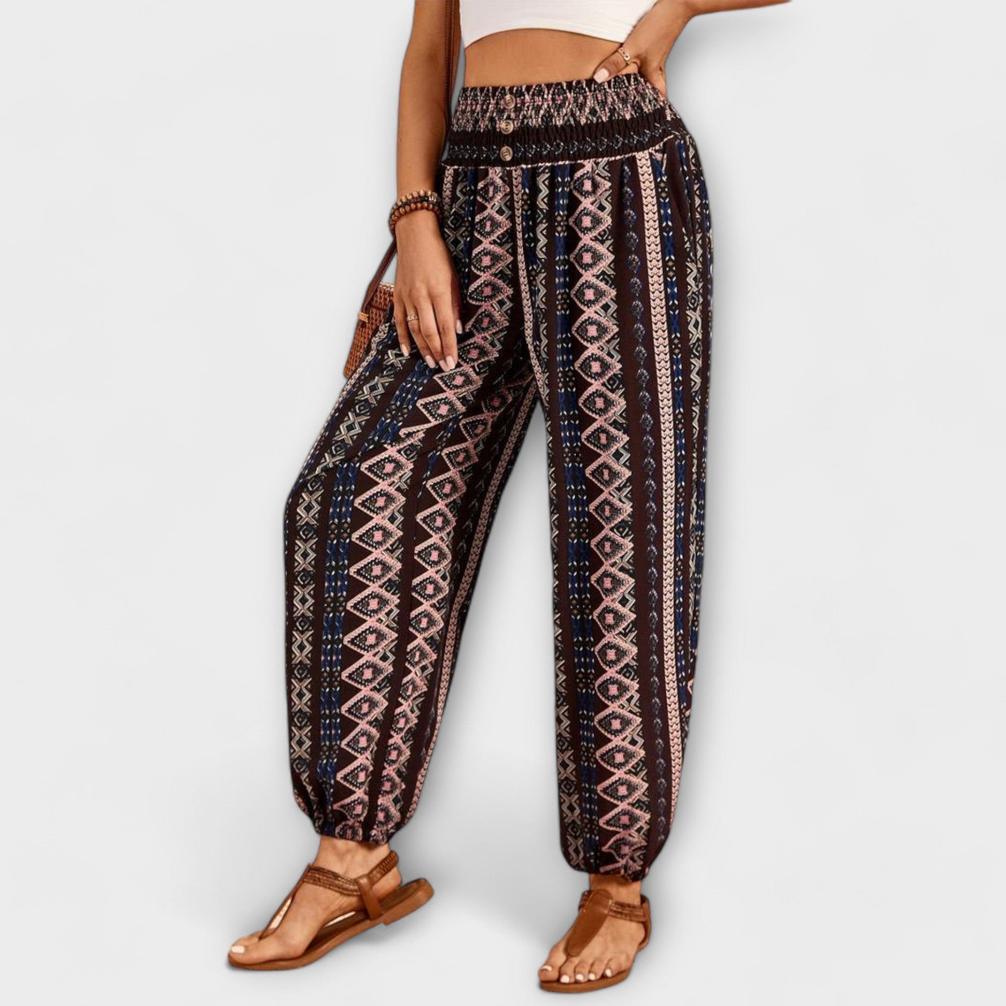 Pantalones con estampado folklórico LuvaModa
