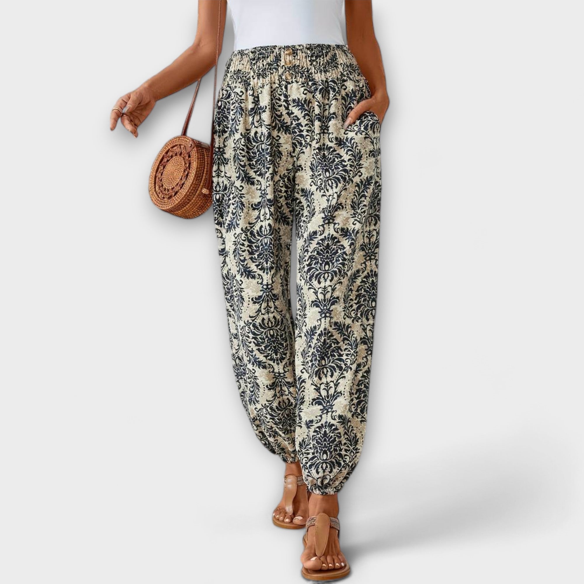 Pantalones con estampado folklórico LuvaModa