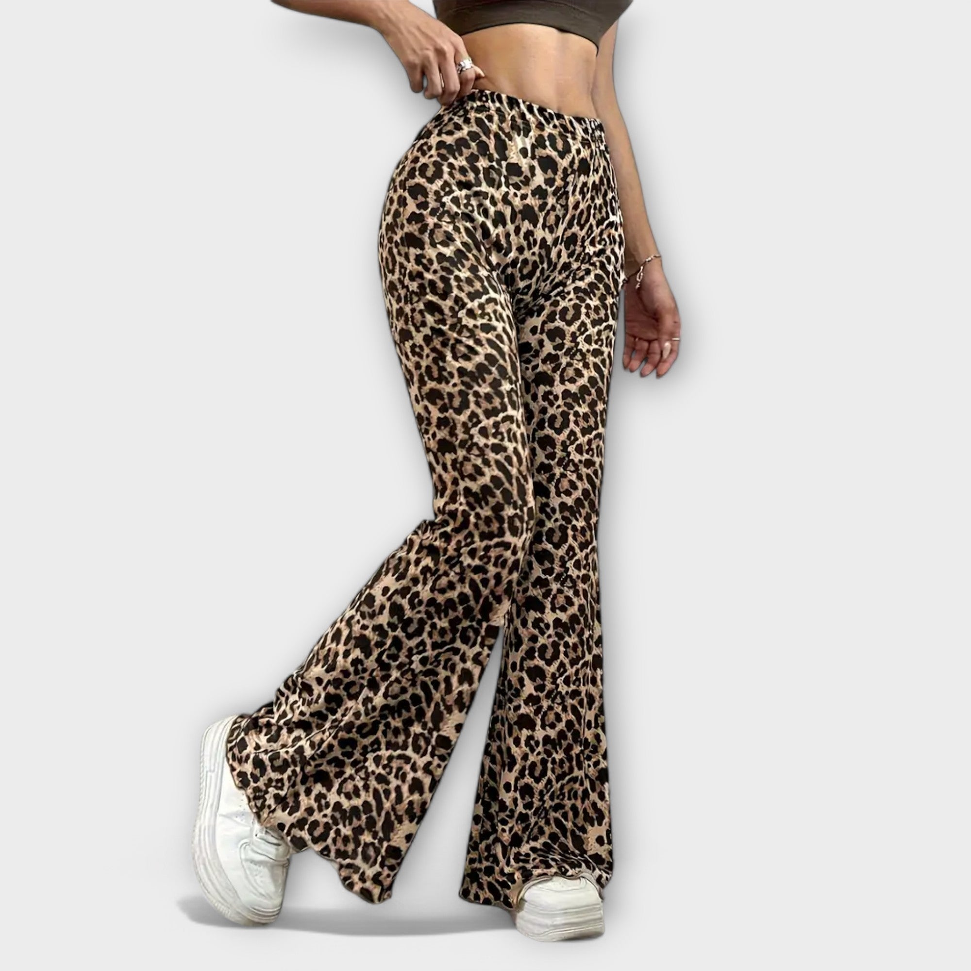 Pantalones bootcut con estampado de leopardo LuvaModa