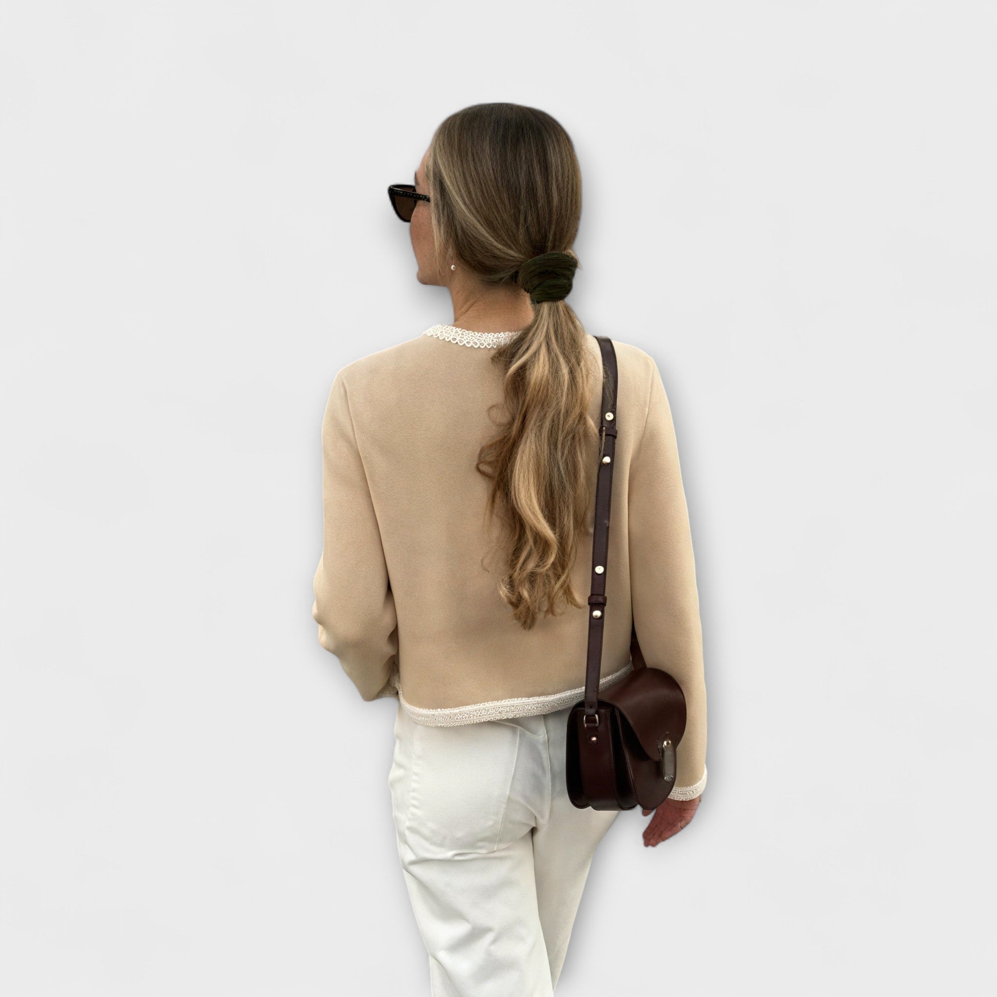 Bufanda clásica con bolsillos decorativos. Luvamoda