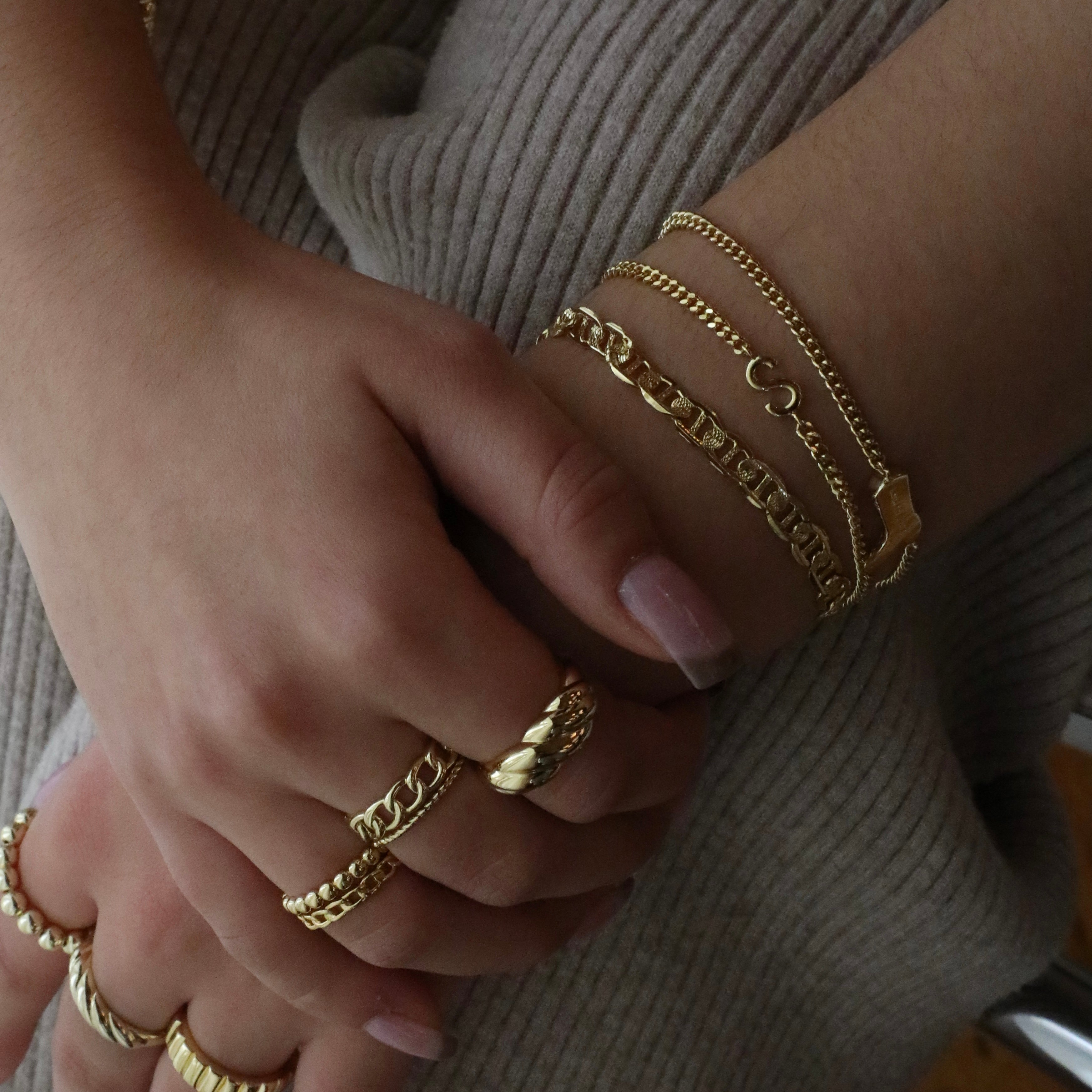 Anillo con cadena LuvaModa