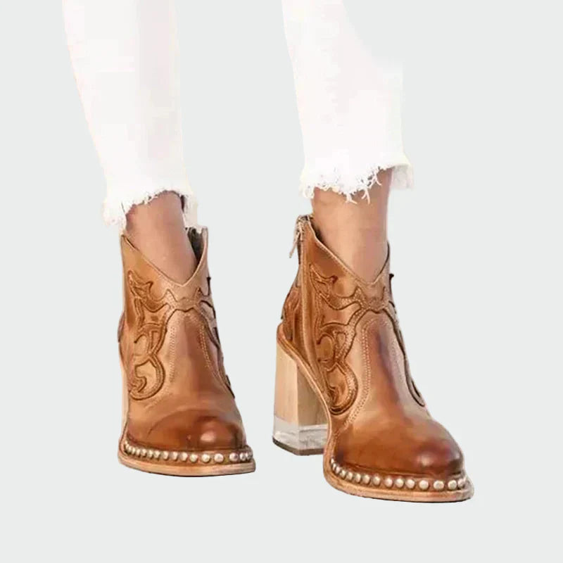 Botas de cuero bordadas LuvaModa