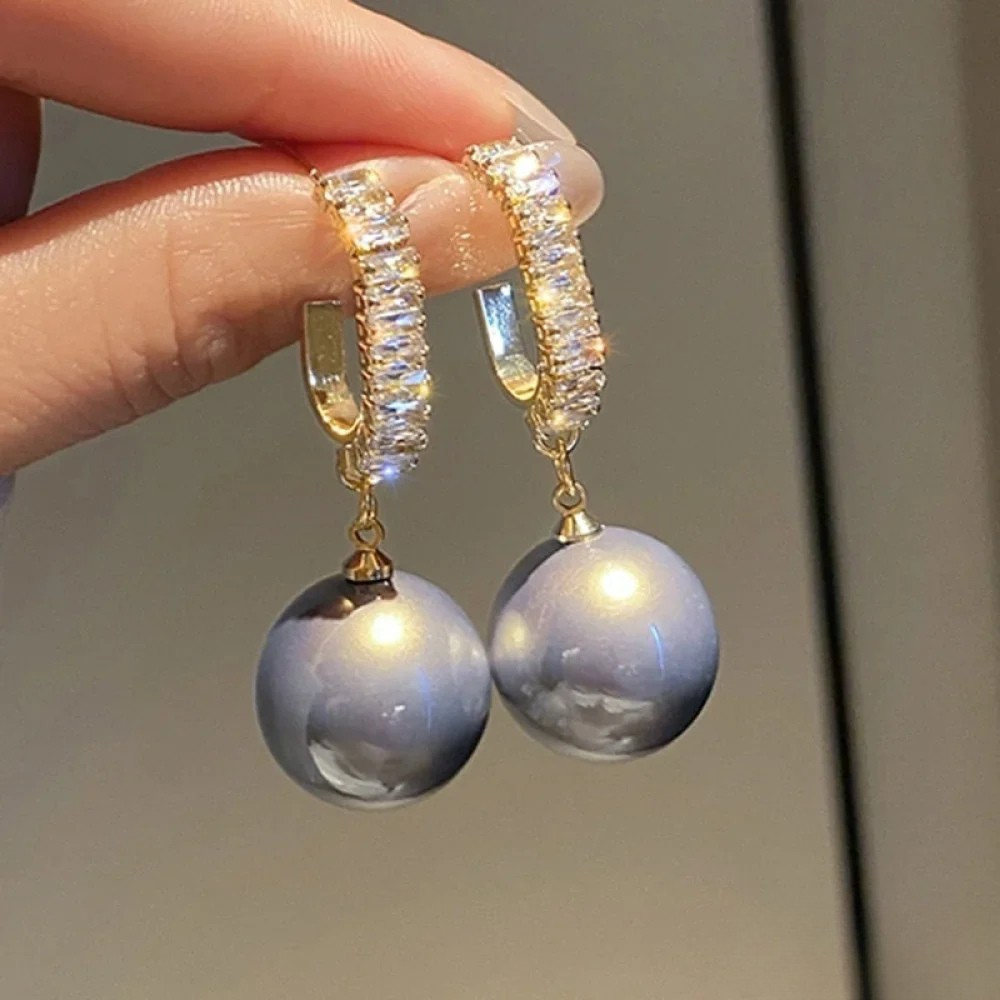 Elegantes pendientes con perlas y circonitas LuvaModa