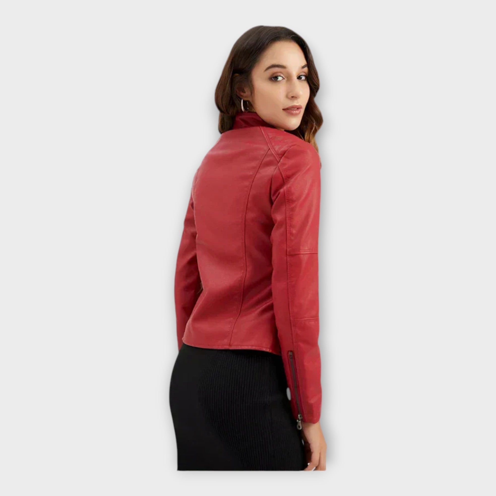 Chaqueta corta de cuero de moda con cremallera Luvamoda