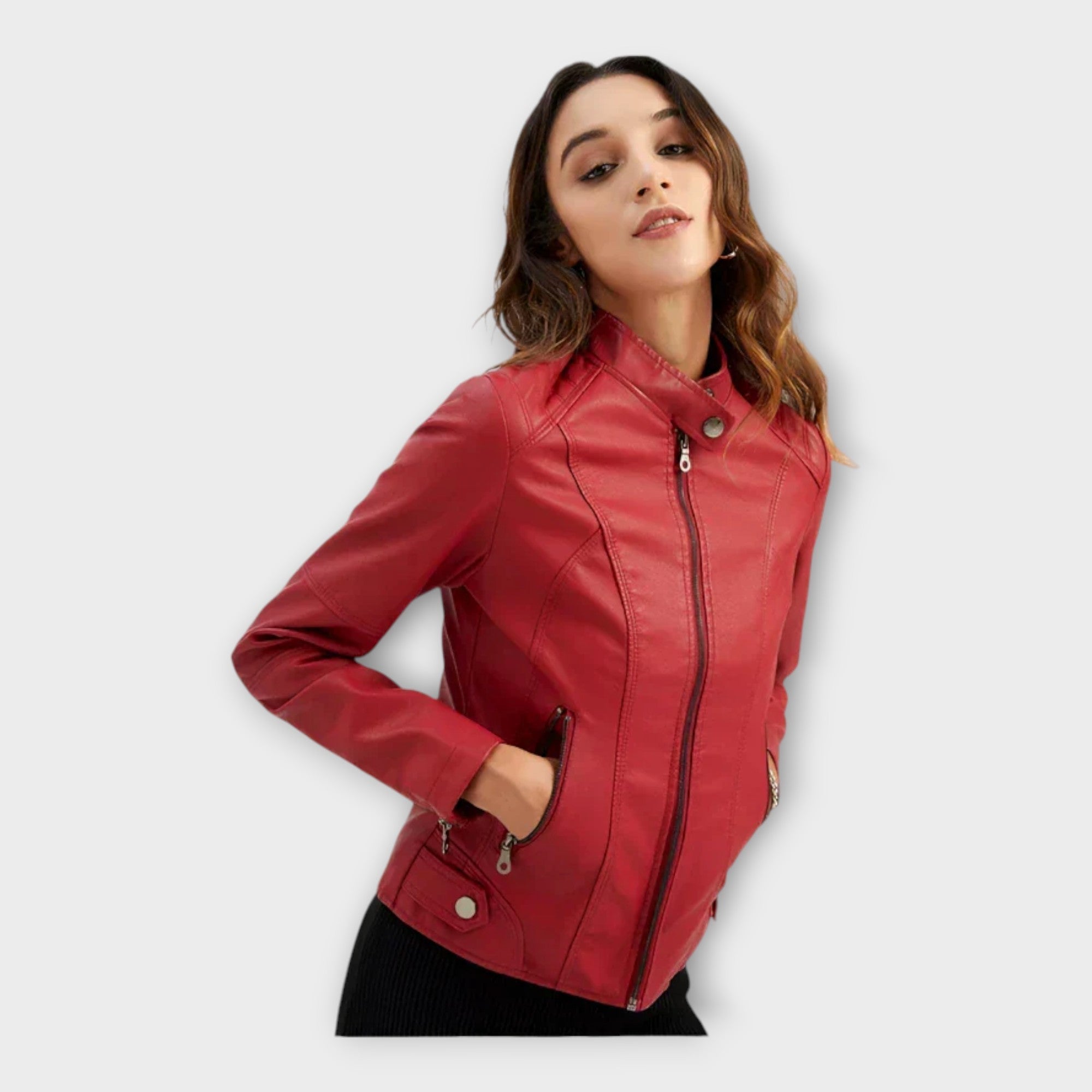 Chaqueta corta de cuero de moda con cremallera Luvamoda