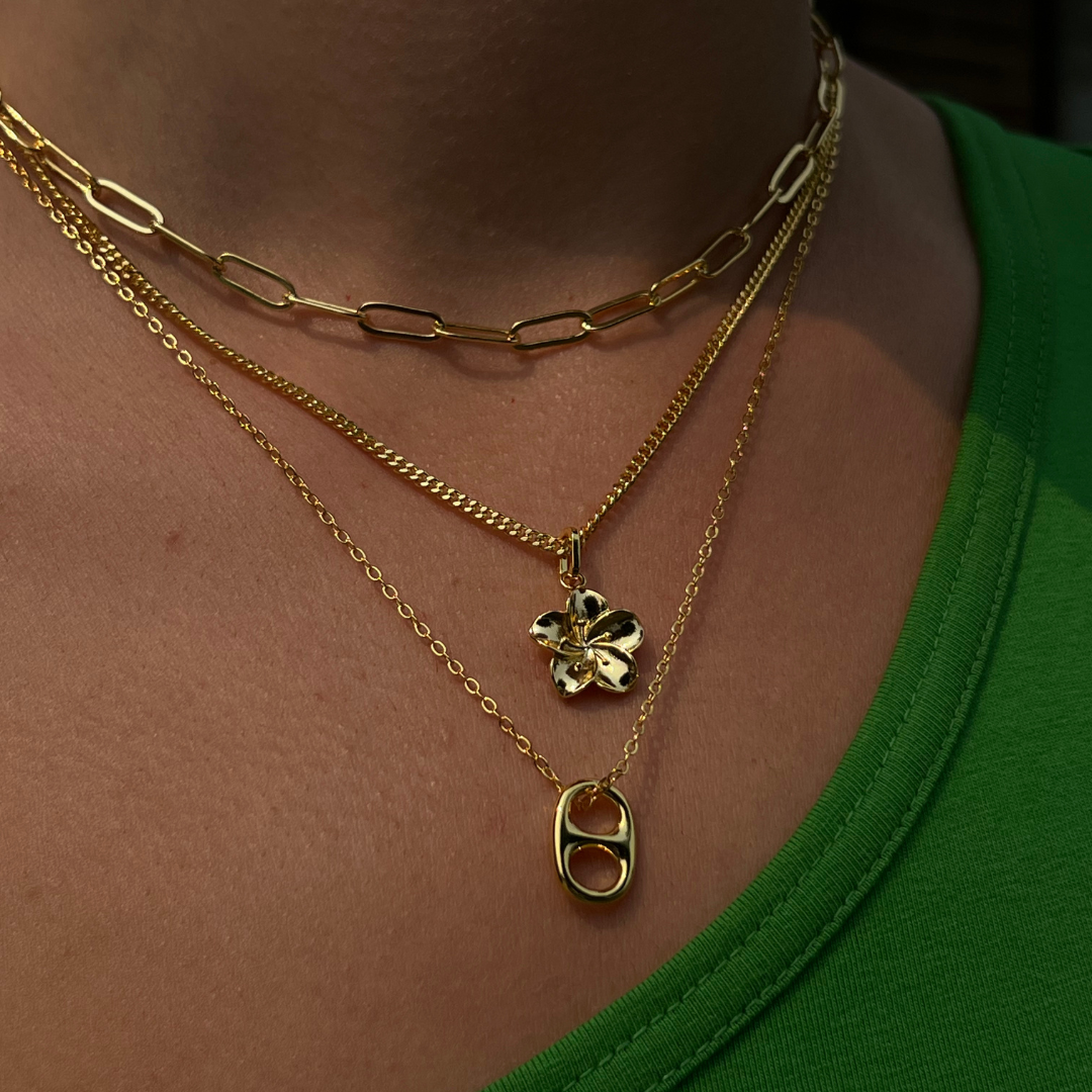 Collar de hibisco LuvaModa