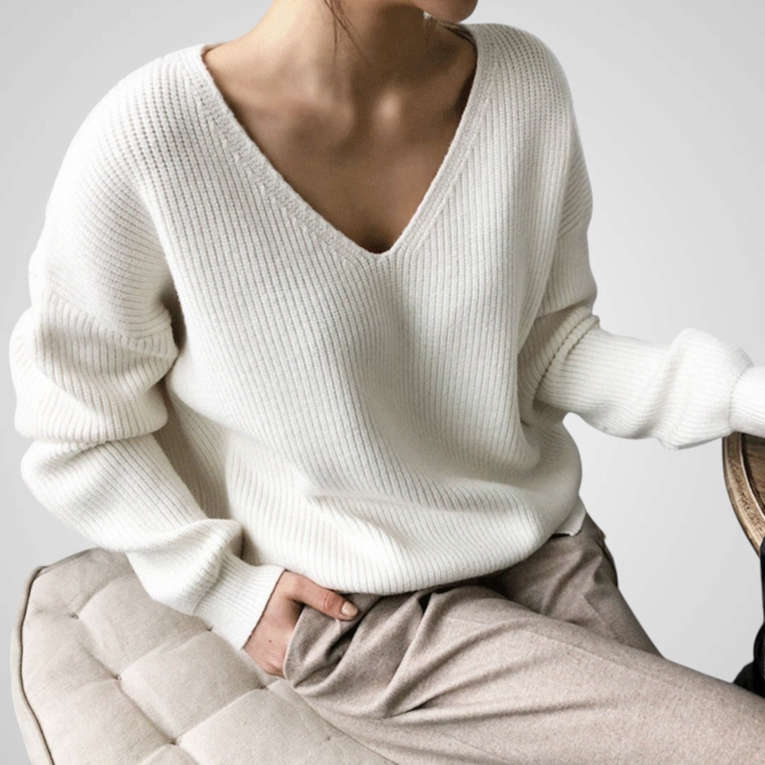 Marie | Suéter cómodo con escote en V para mujer Luvamoda