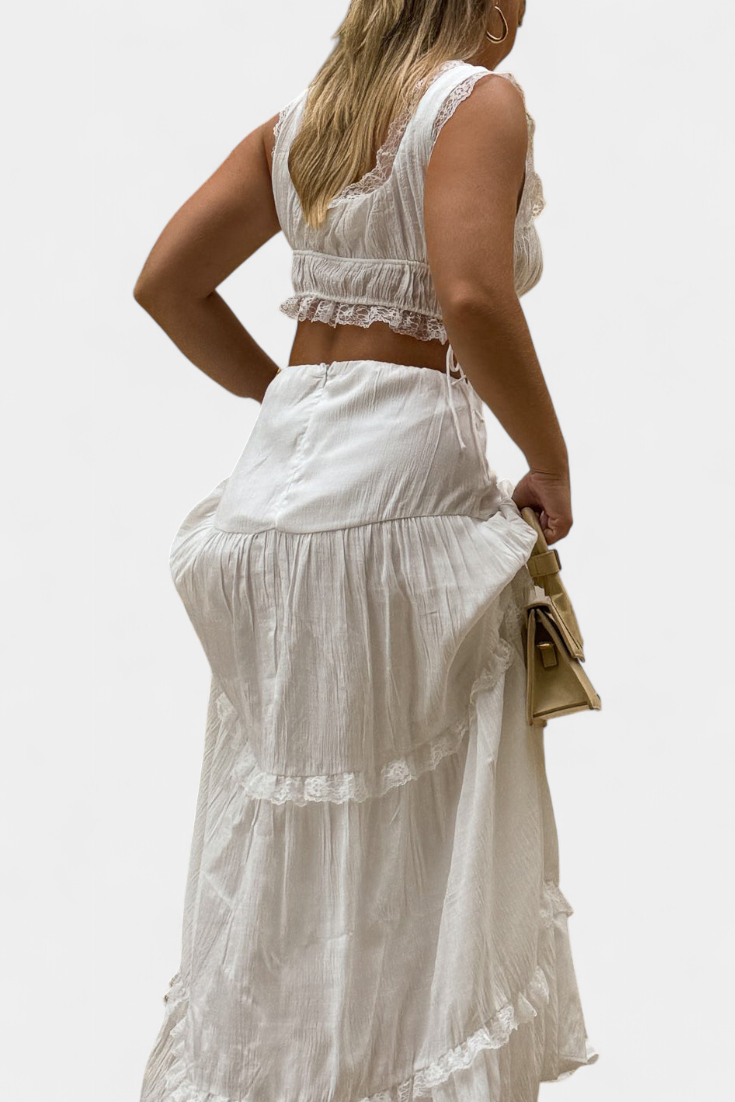 Conjunto romántico Ilys con top de encaje y falda larga y voluminosa LuvaModa