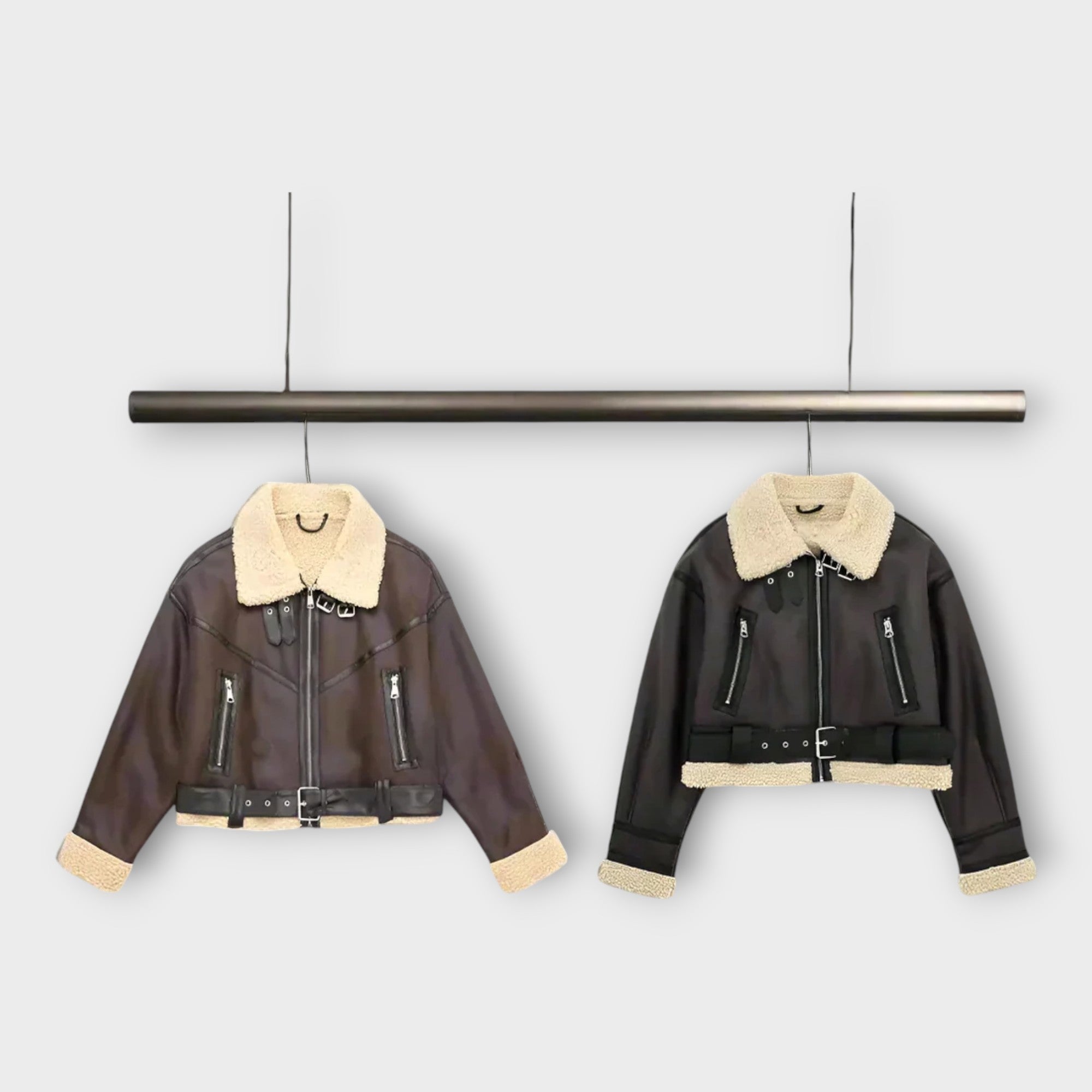 Chaqueta corta de cuero con pelo y cinturón Luvamoda