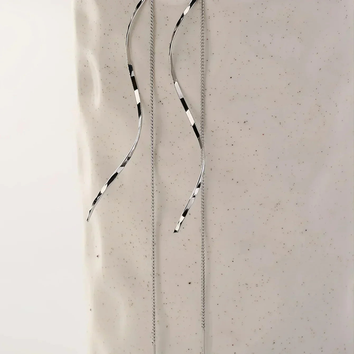 Pendientes con patrón de ondas largas LuvaModa