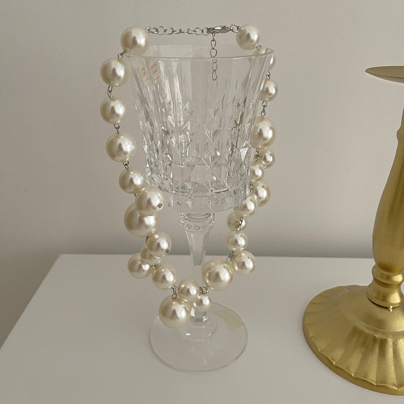 Encantador collar con perlas LuvaModa