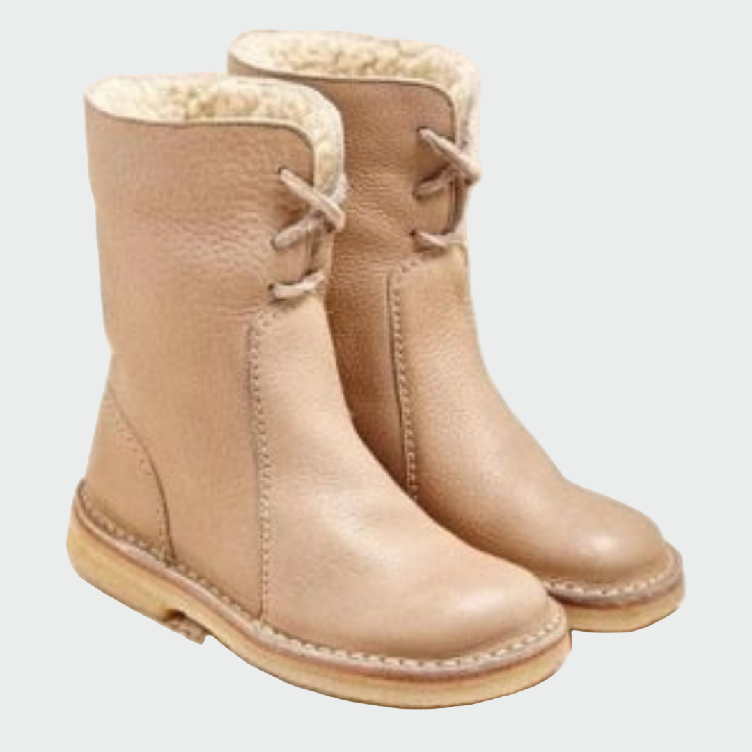 Botas de piel impermeables con forro de lana. LuvaModa