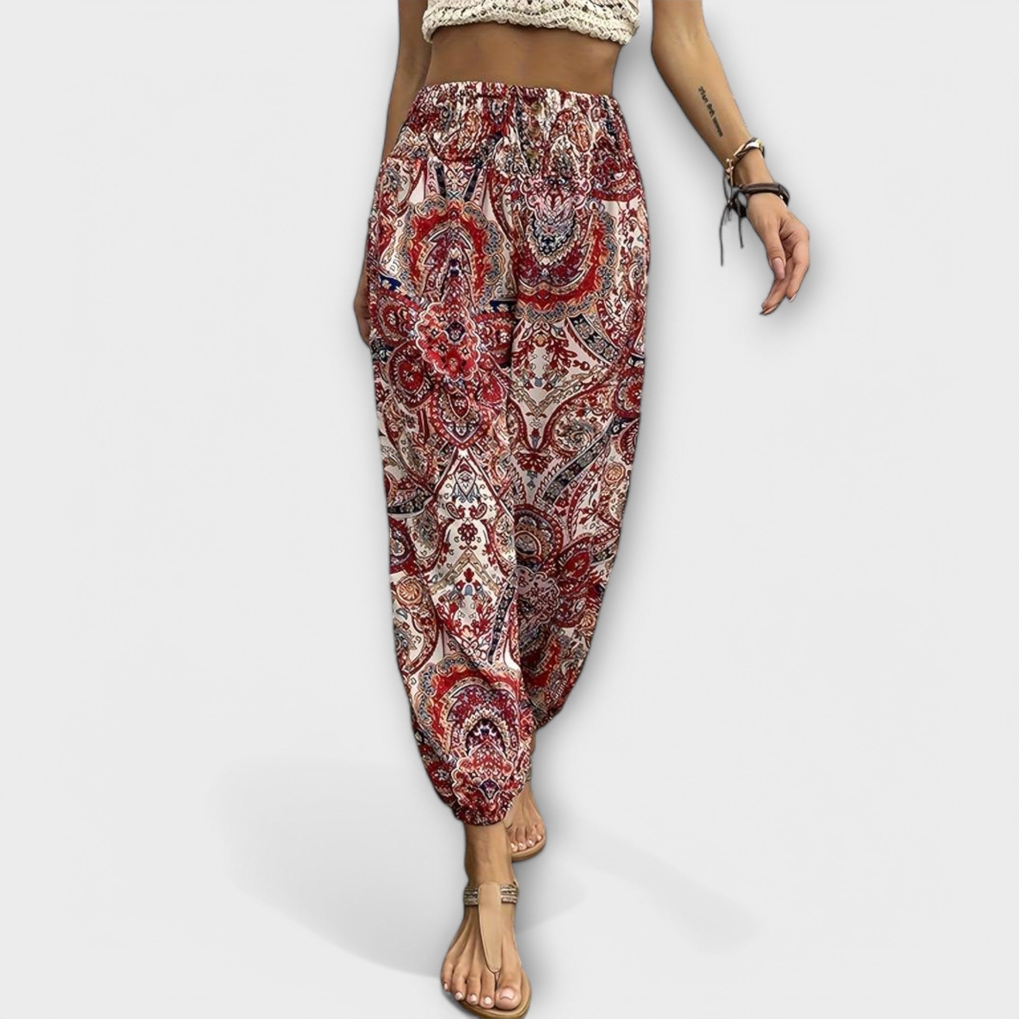 Pantalones con estampado folklórico LuvaModa