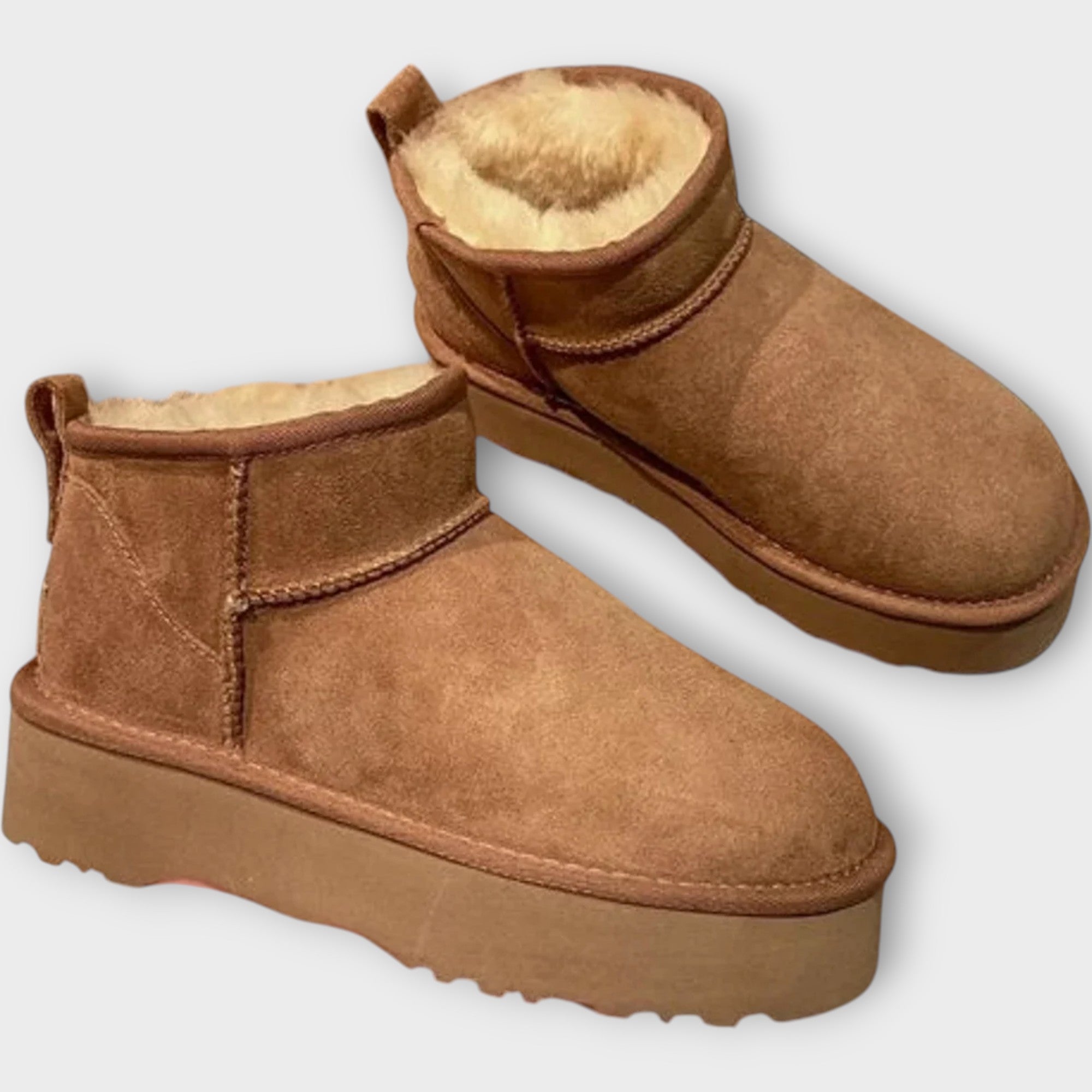 Botas de gamuza cómodas con forro rico LuvaModa