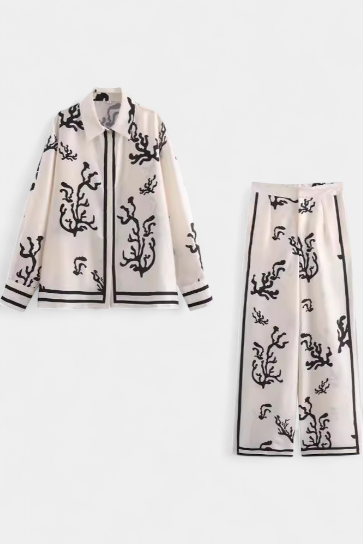 Conjunto de pantalones anchos con estampado artístico de Nazaret LuvaModa