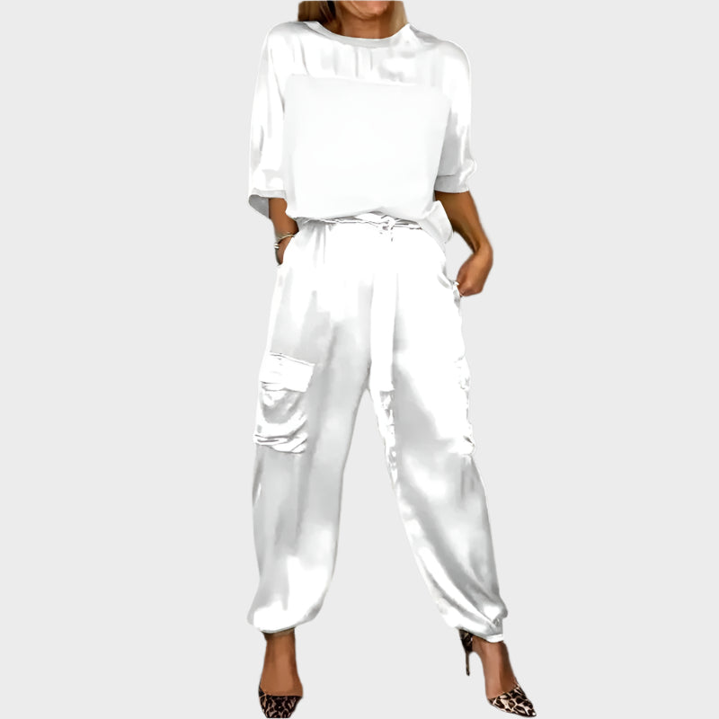 Conjunto de satén con blusa holgada y pantalón cargo LuvaModa