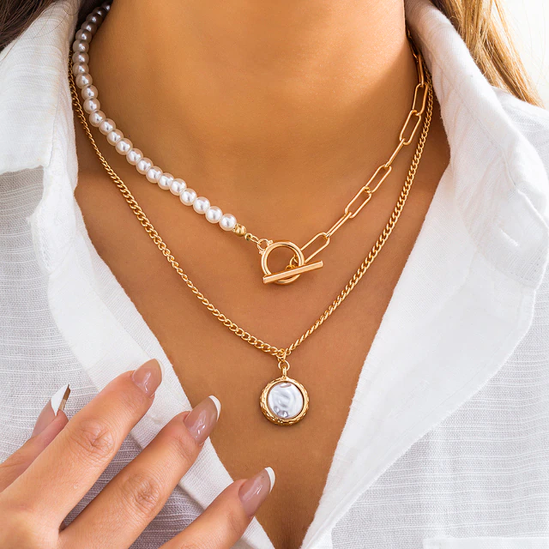 Collar vintage con perlas LuvaModa