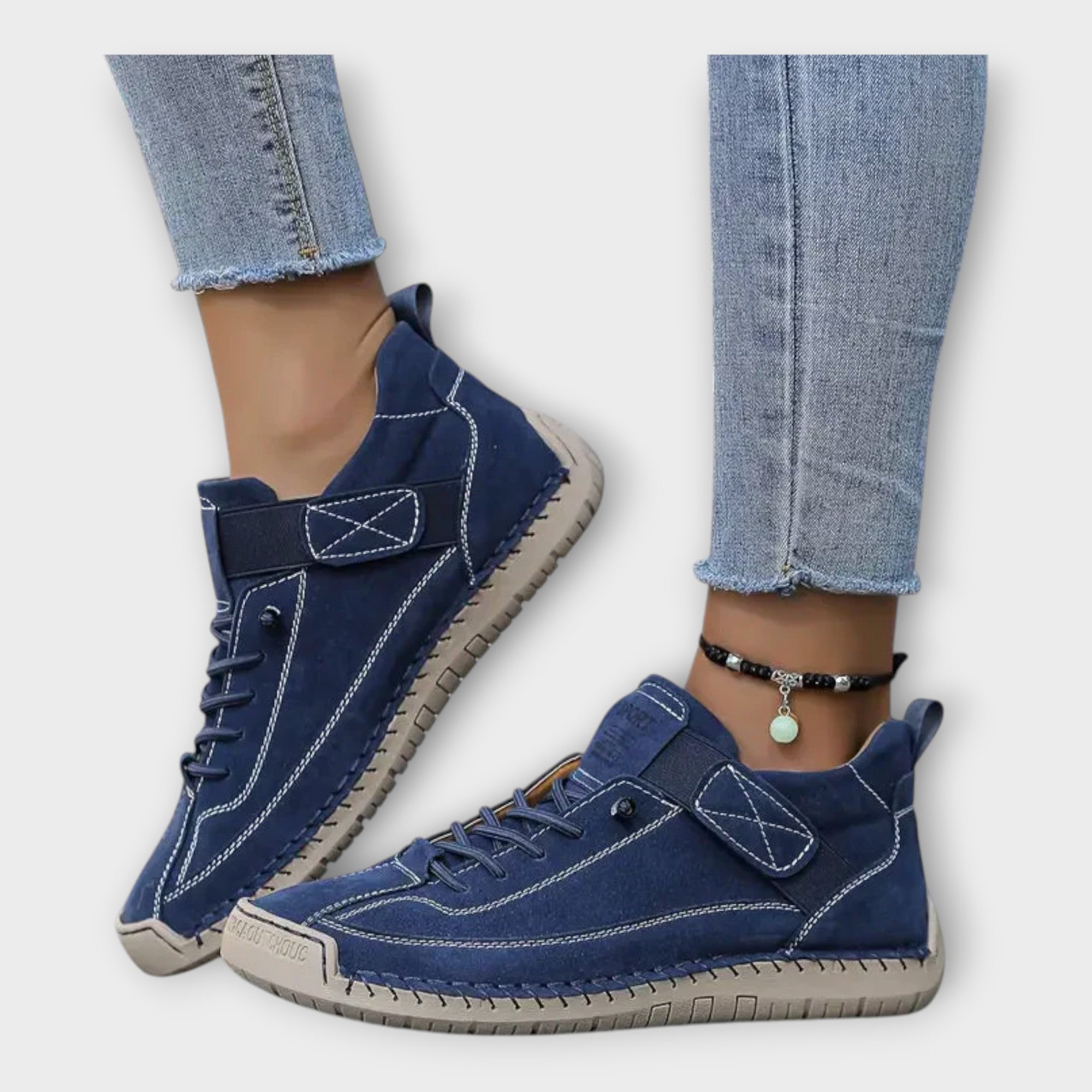 Zapatillas deportivas con un diseño elegante y práctico. LuvaModa