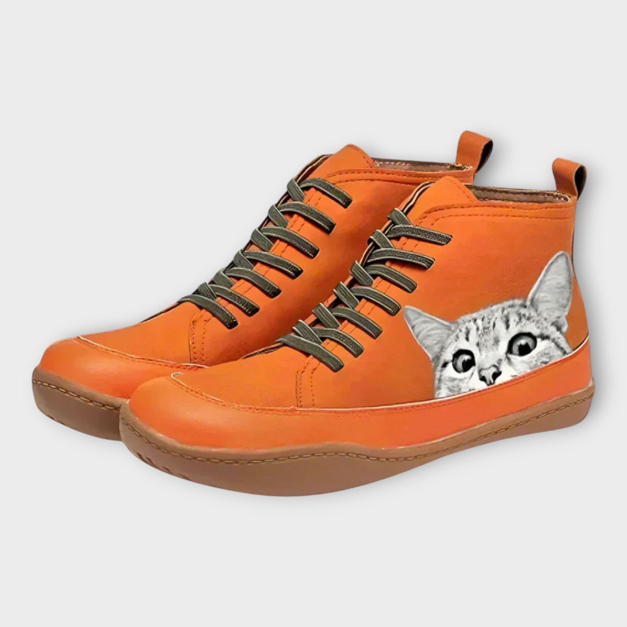 Zapatillas elegantes con diseño discreto LuvaModa