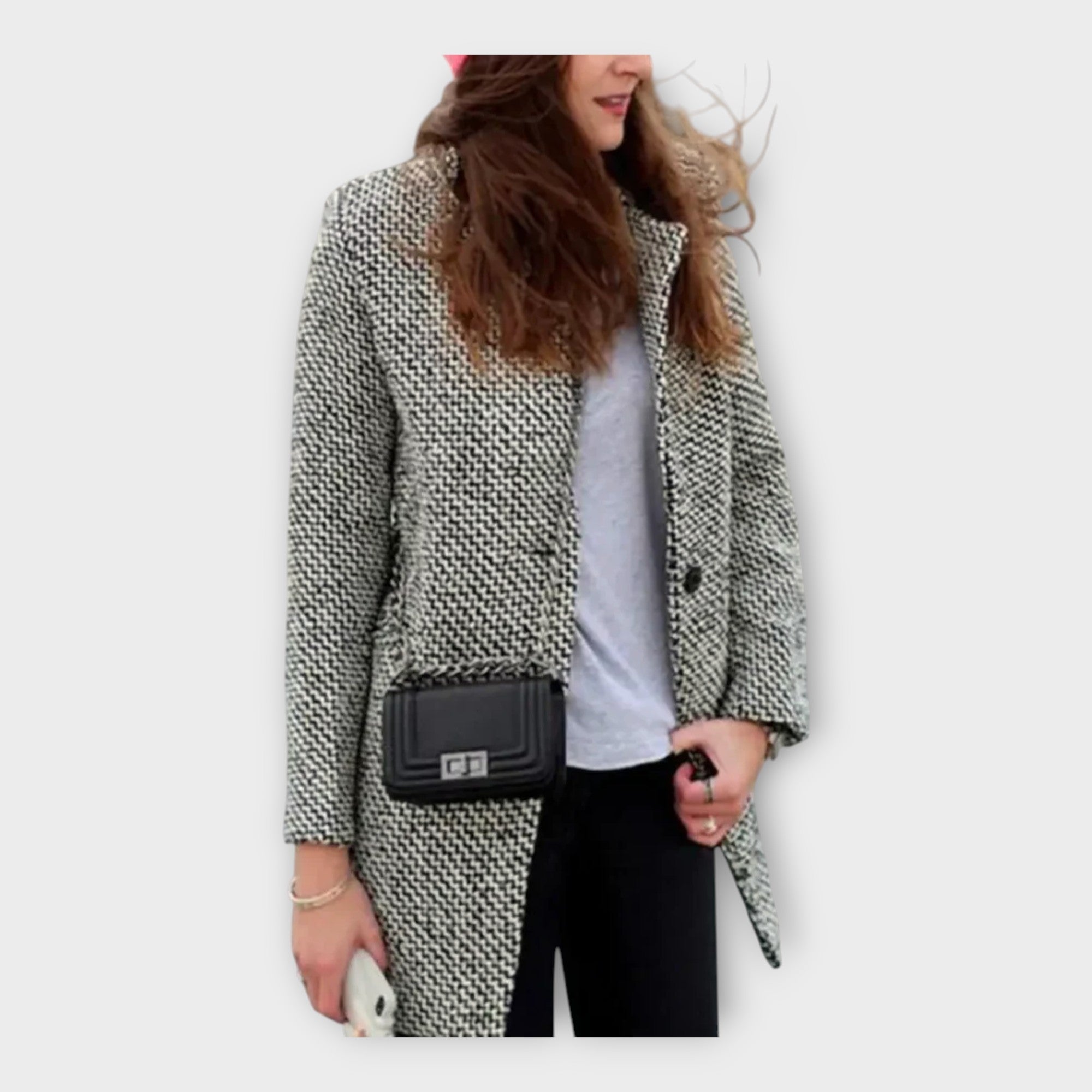 Elegante abrigo de lana con estilo atemporal Luvamoda