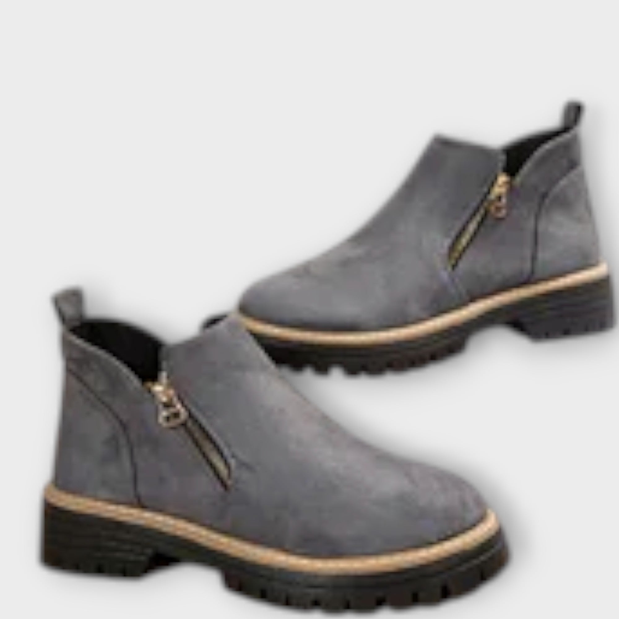 Botas con un diseño elegante y un ajuste cómodo LuvaModa