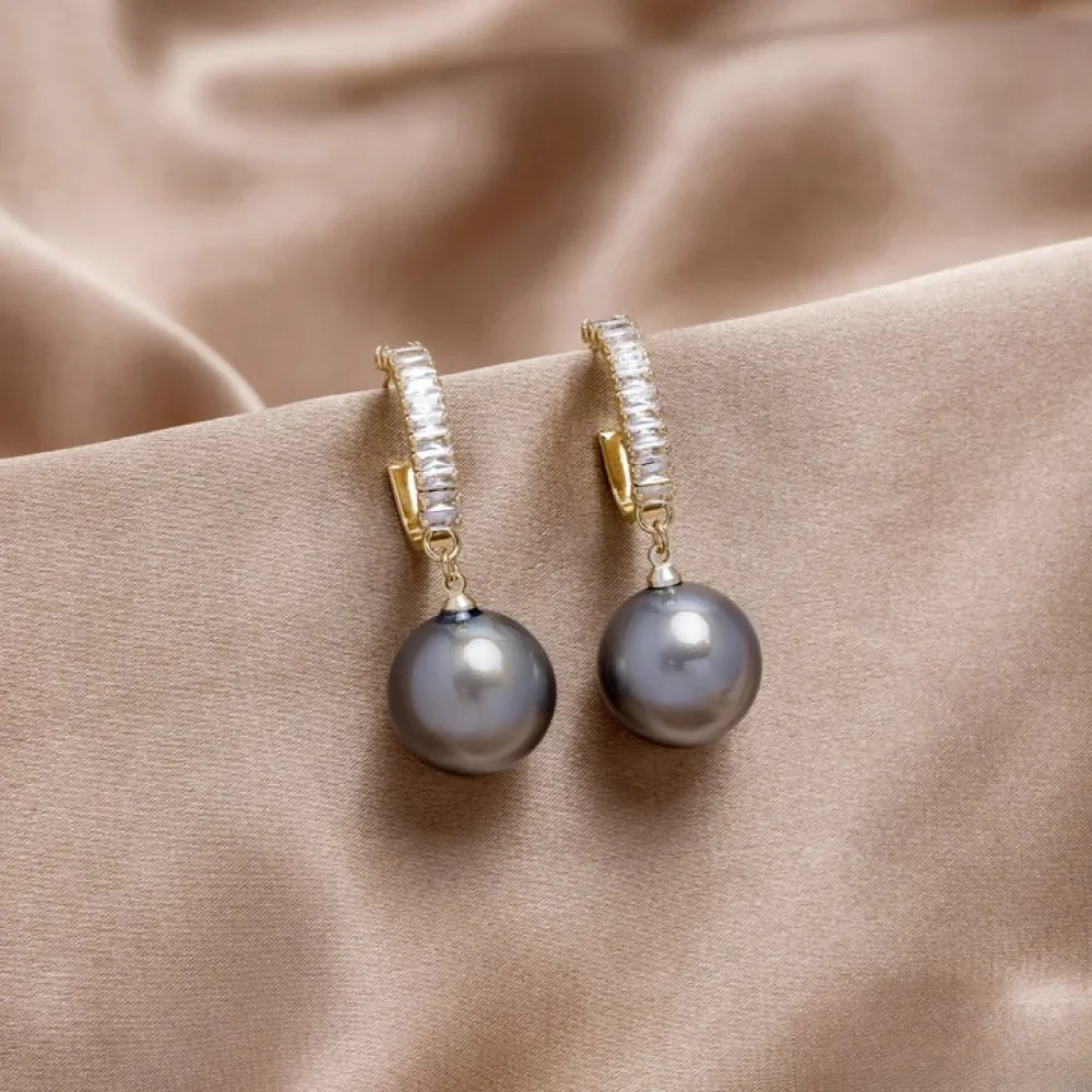 Elegantes pendientes con perlas y circonitas LuvaModa