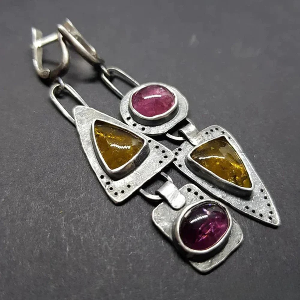 Pendientes de triángulo geométrico LuvaModa