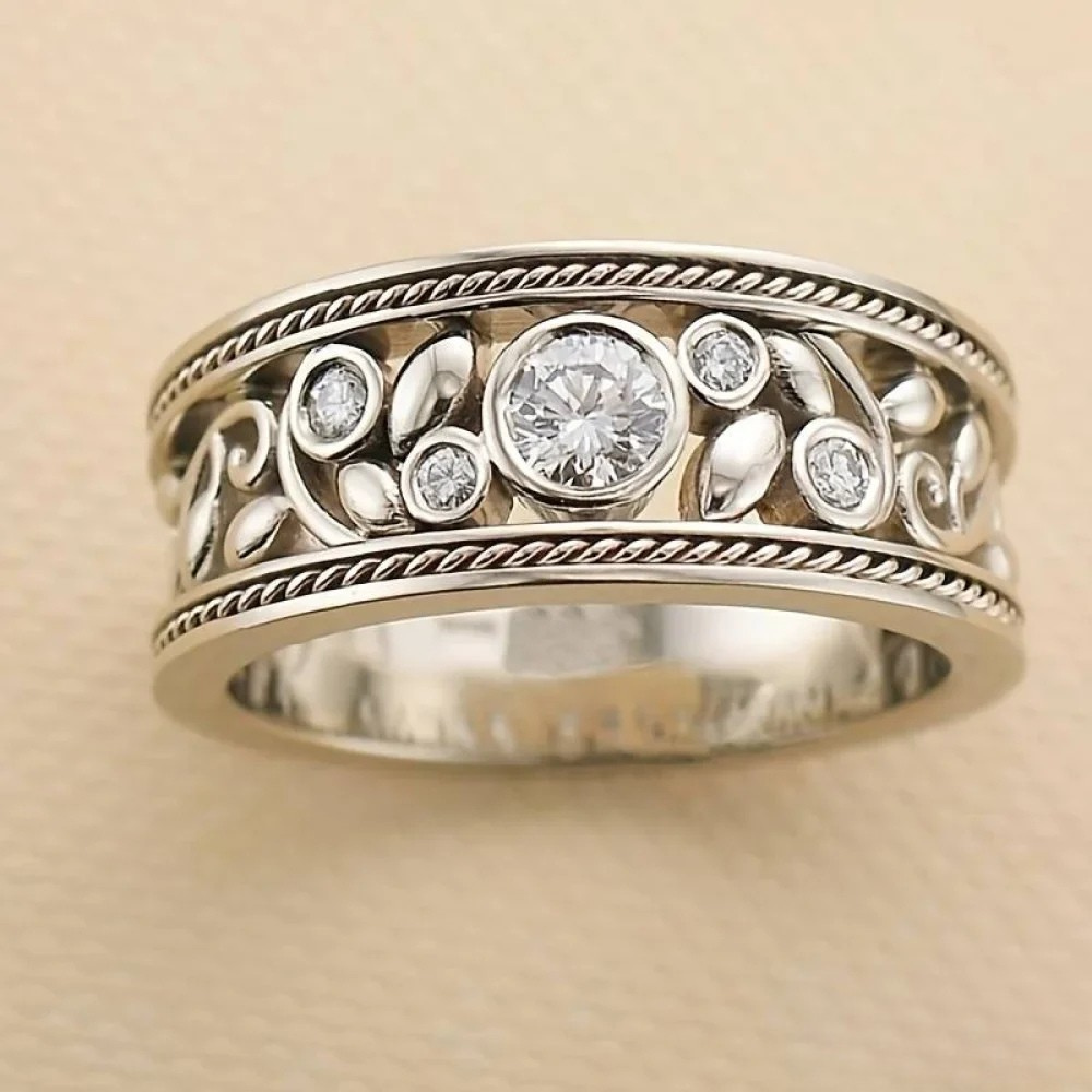 Anillo de plata antiguo con circonitas LuvaModa