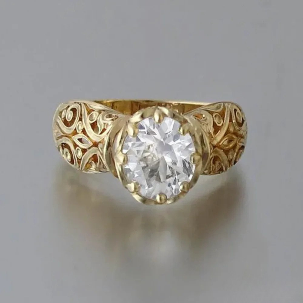 Elegante anillo con circonitas blancas LuvaModa