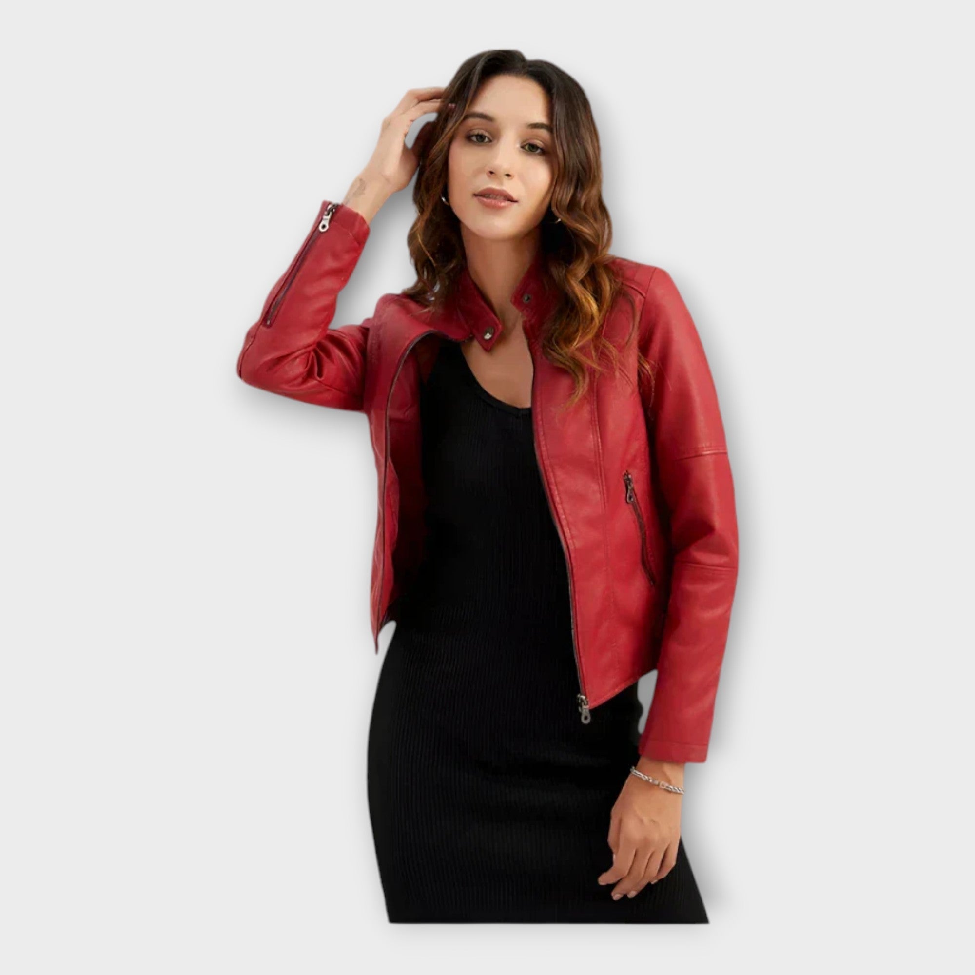 Chaqueta corta de cuero de moda con cremallera Luvamoda