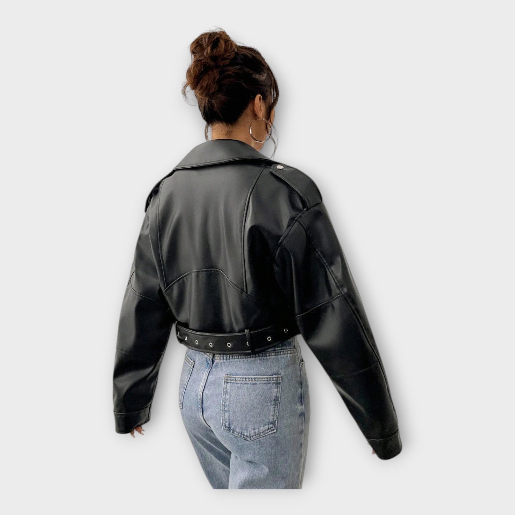 Chaqueta corta de cuero con cinturón Luvamoda