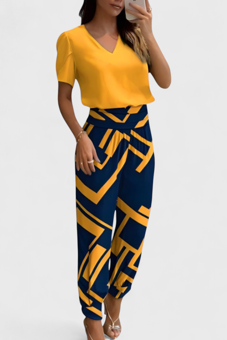 Conjunto de blusa y pantalón Cassandra LuvaModa